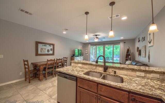 Rio Refuge RG 105 in Canyon Lake