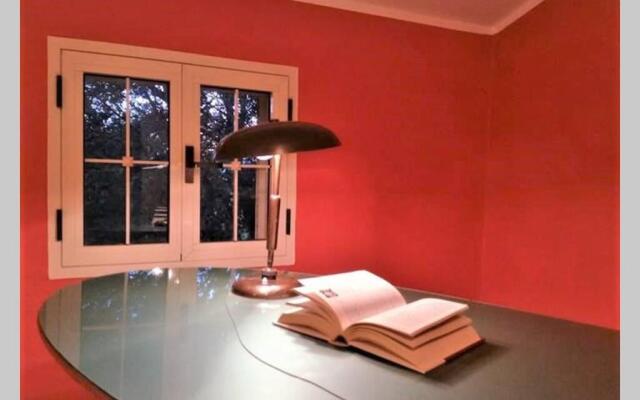 Relax house with swimming pool and a big garden