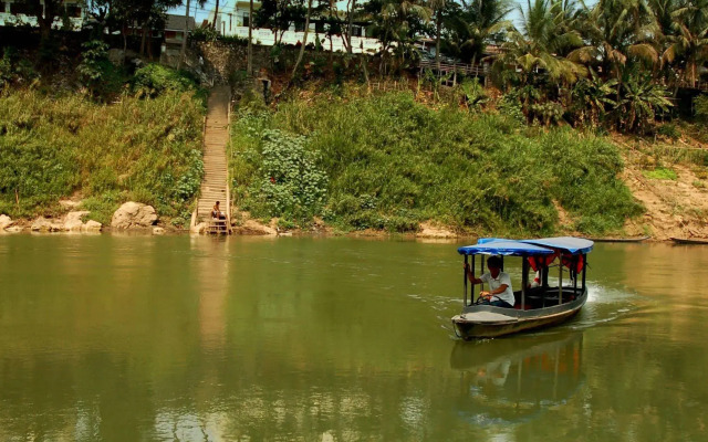 The Apsara Rive Droite