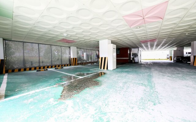 Gochang Hotel Moyangseong