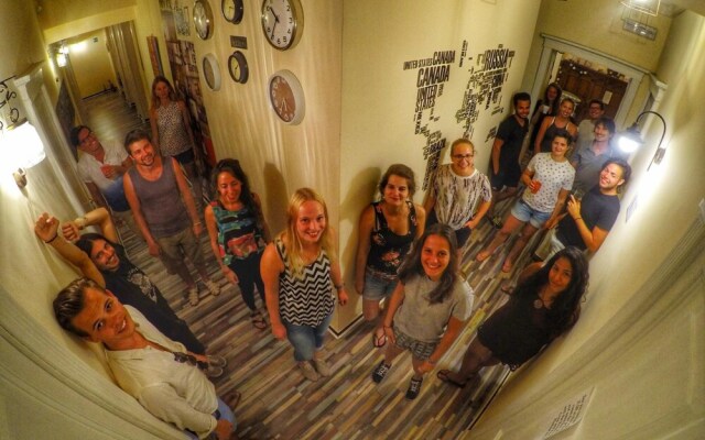 Victoria House Hostel