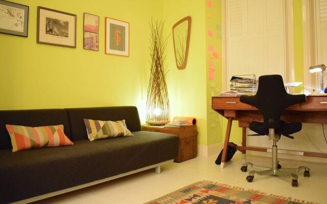 2 Bedroom Home in Camberwell