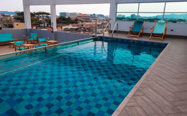 Hotel Puerto Pacífico Guayaquil Airport