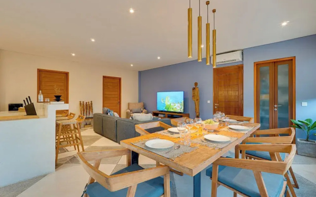 Stylish Canggu Apartment near Berawa Beach