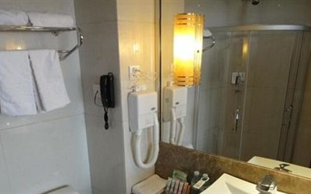 Yingkou Intercontinental Holiday Inn