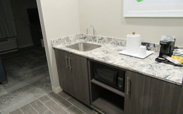 Hampton Inn & Suites Knightdale Raleigh