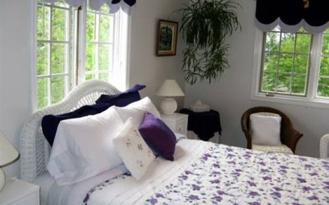 Braeside Court Bed & Breakfast