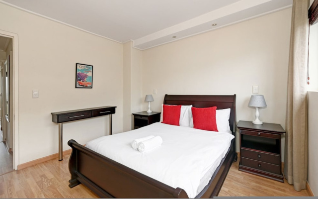 Two Bed Spacious 6th Floor Ocean Views