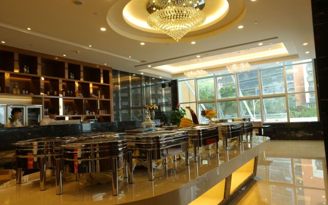 Shenzhen Baoan PLUS Gems Cube Hotel