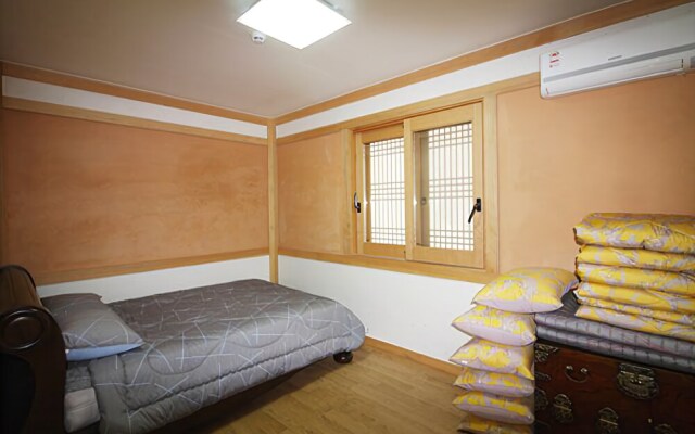 Yongin Hanok Pension Sujindang