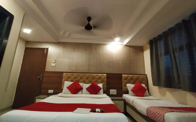 OYO 7154 Hotel Highland Residency