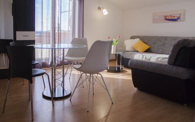 Apartments Ivo 1728