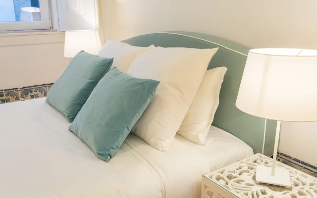 Chiado-apartment-holiday-rental-in-lisbon