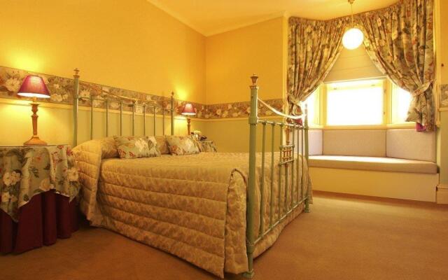 The Russell Boutique Hotel