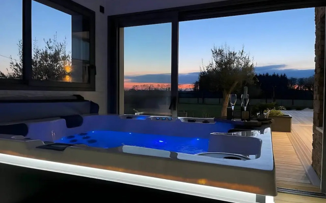 Villa in Saint-corneille With Private Jacuzzi