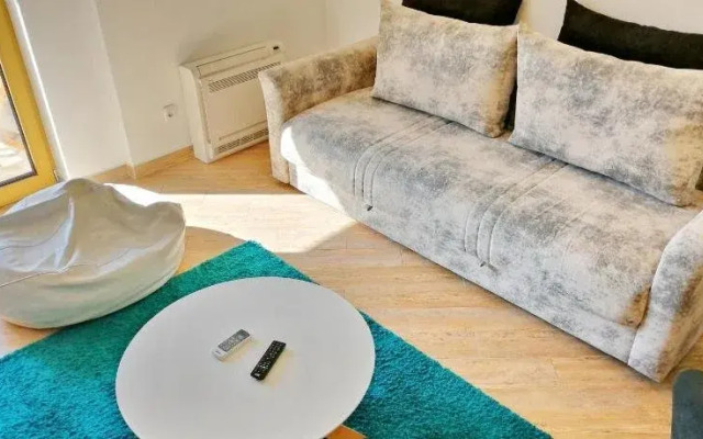 Sea Breeze Lux Apartments