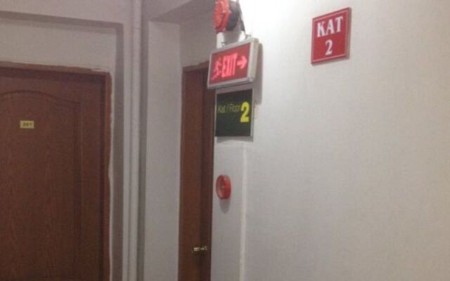 İlk Otel