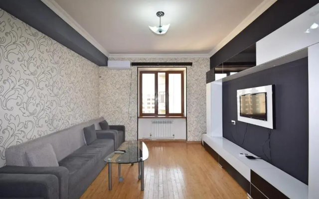 Argishti street 1 bedroom Newly Renovated apartment in Downtown GL131