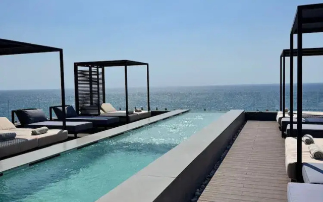 Bebatroun Beach Hotel