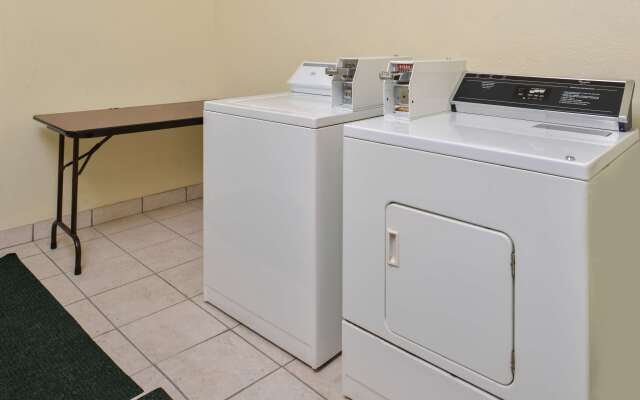 Americas Best Value Inn Houston at FM 1960 & I-45
