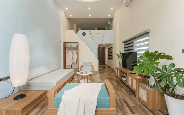 Tamundi Homestay Train street view