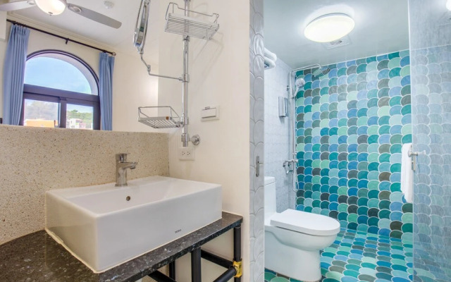 Dory Hostel