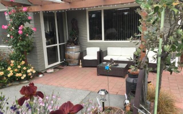 Oma Ell's B&B