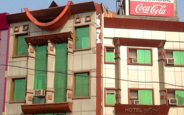 hotelImage