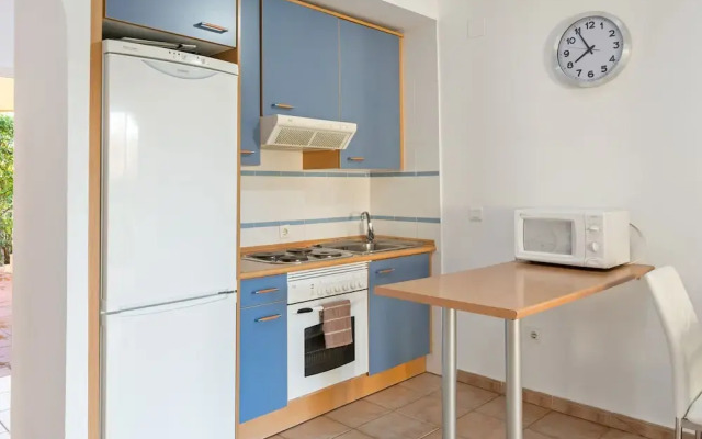 Sun-kissed Holiday Home in Islantilla With Swimming Pool