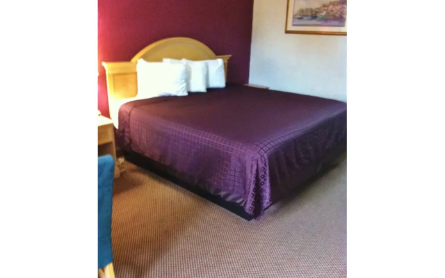 Americas Best Value Inn - Tillmans Corner / Mobile