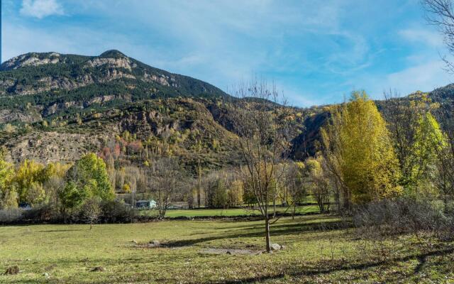 Unique stonehouse in Benasque near centre
