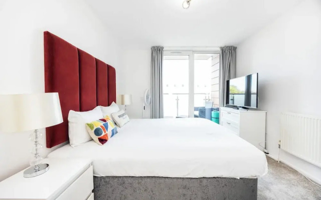 Hide Out Two Bed Apartment at ExCeL