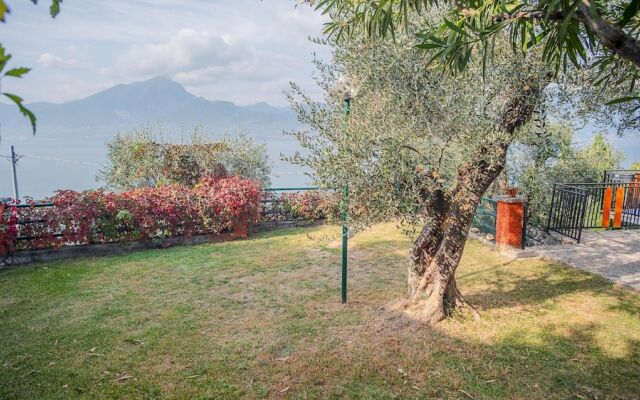 Villa Mirella - Italian Homing