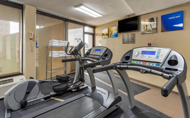 Comfort Inn Memphis Downtown