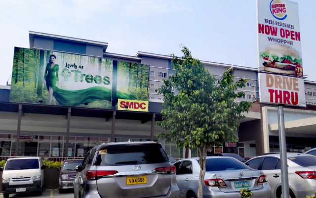 SMDC Trees Residences Tower 1 - 2BR Newly Renovated Staycation