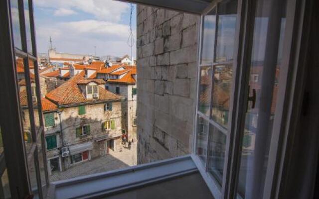 Riva Royal View Luxury Apartments