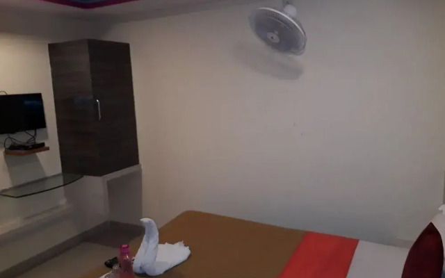 Hotel Relax Residency