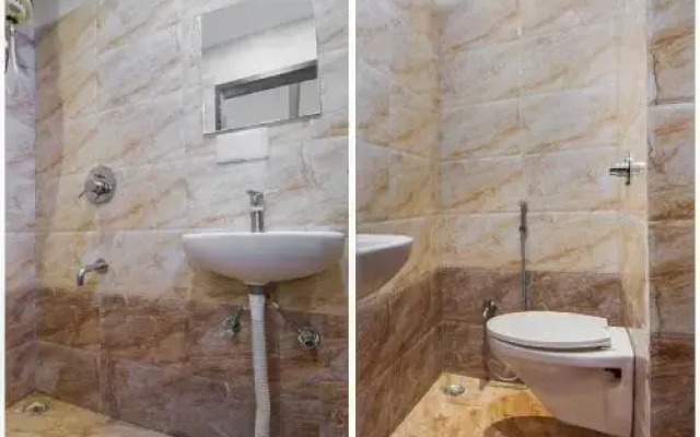 OYO 26124 Silver Palm