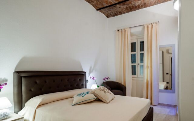 Corso Umberto Rooms