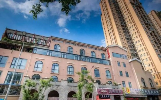 Yifeng Boutique Hotel