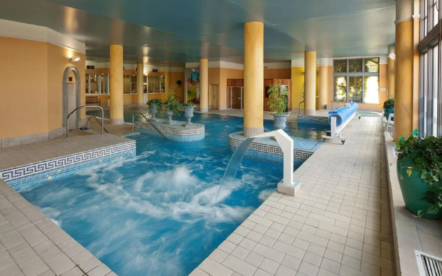 Ashdown Park Hotel