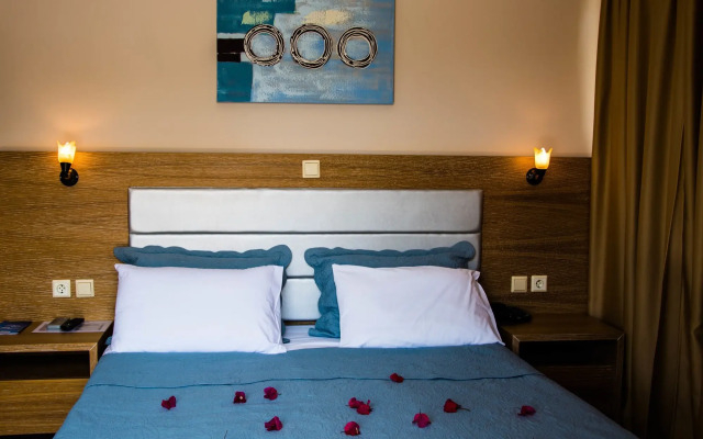 Theano Hotel