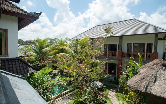 Flamboyant Villa Ubud