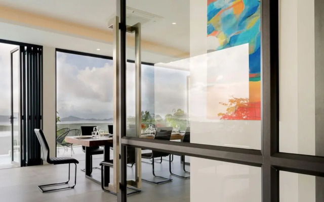 Yamu Hills Panoramic Ocean View 6 Bed Luxury Vila