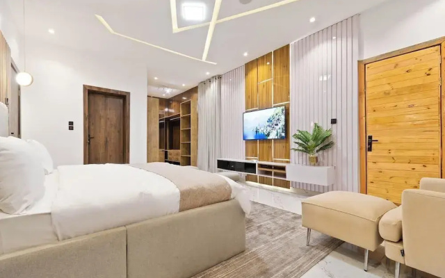 Favour Shortlet Apartment
