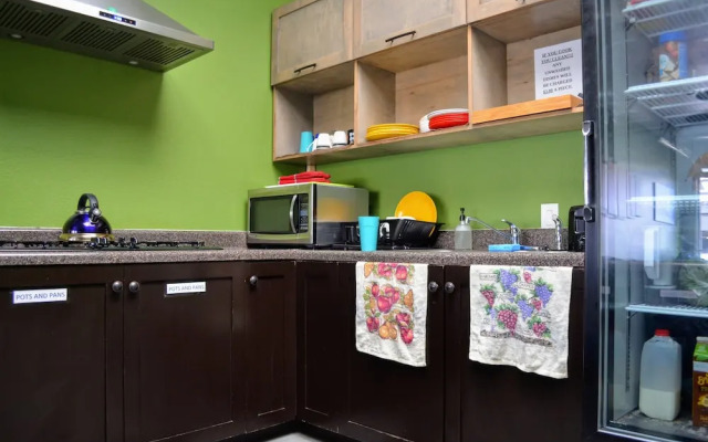 California Dreams Hostel - Pacific Beach