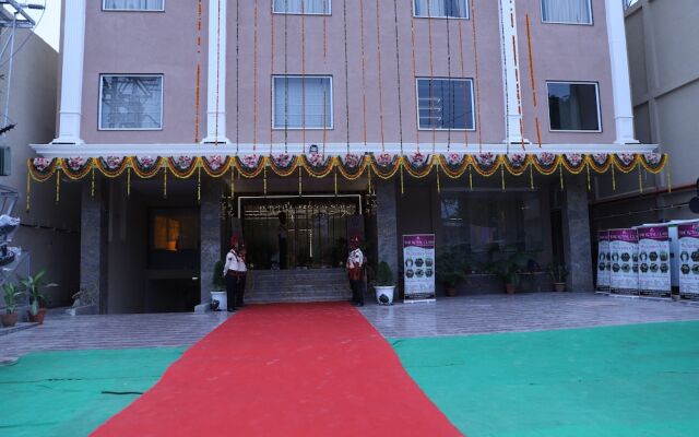 The Royal Class Hotel