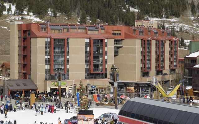 Mountain Plaza at Center Village by Copper Mountain Lodging