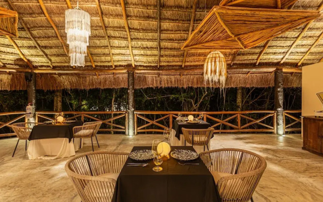 Oom Bubble Boutique Riviera Cancun - Adults Only