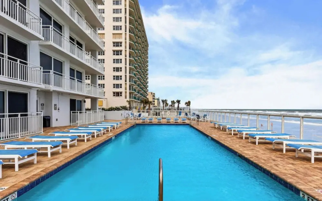 Opus 501 by Distinctive Beach Rentals